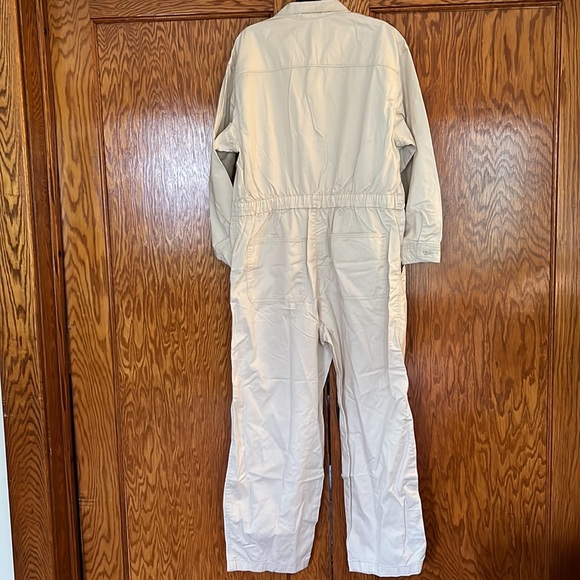 Levis Cargo Jumpsuit Coveralls in White Grey Ivory Sizes S and M NWT - Picture 10 of 10